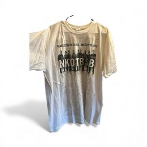 NEW Old stock|New Kids On The Block|Official Band Merchandise|Unisex|XL|2011tour